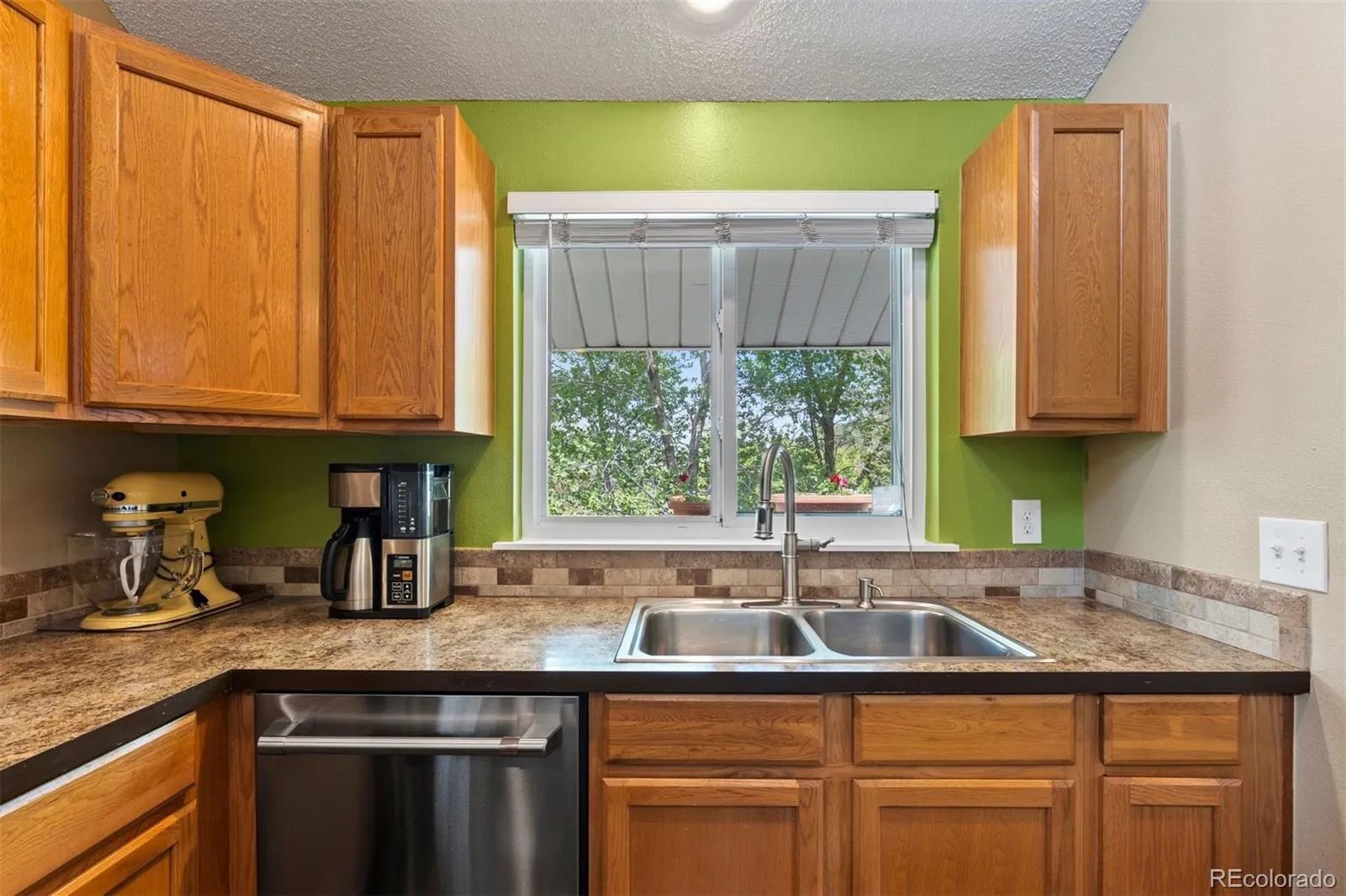 11797 E Cedar Avenue Aurora CO 80012 MLS #REC7766963 04302026233650 1600 10