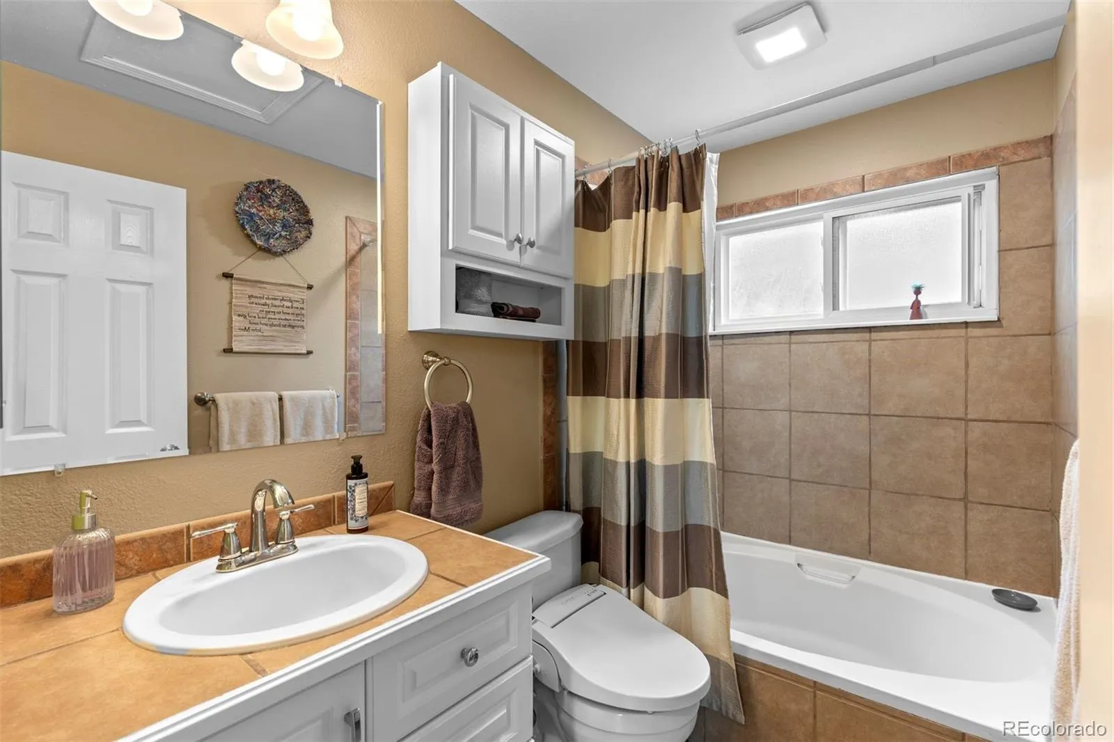 11797 E Cedar Avenue Aurora CO 80012 MLS #REC7766963 04302026233650 1600 30