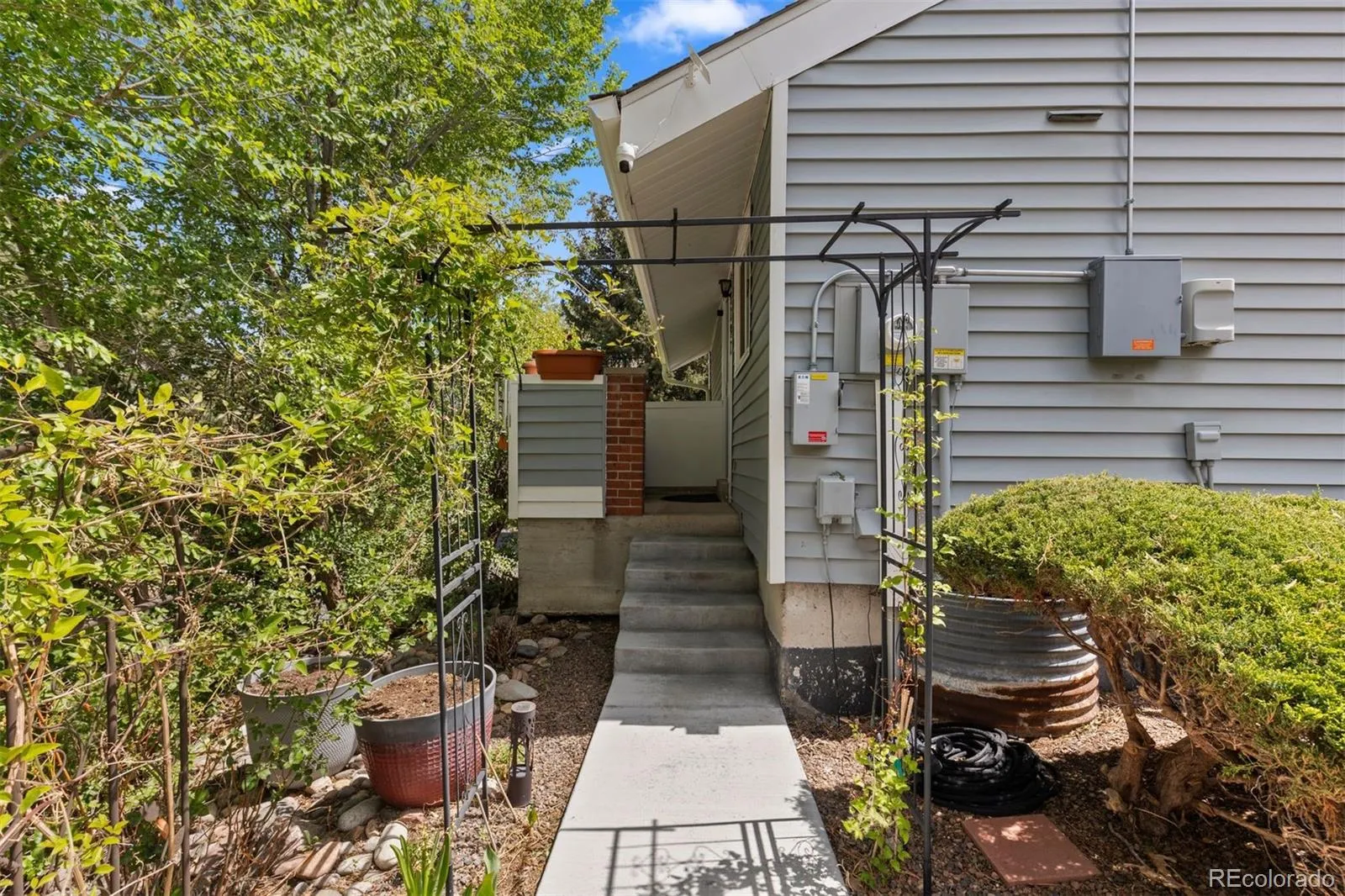11797 E Cedar Avenue Aurora CO 80012 MLS #REC7766963 04302026233650 1600 37