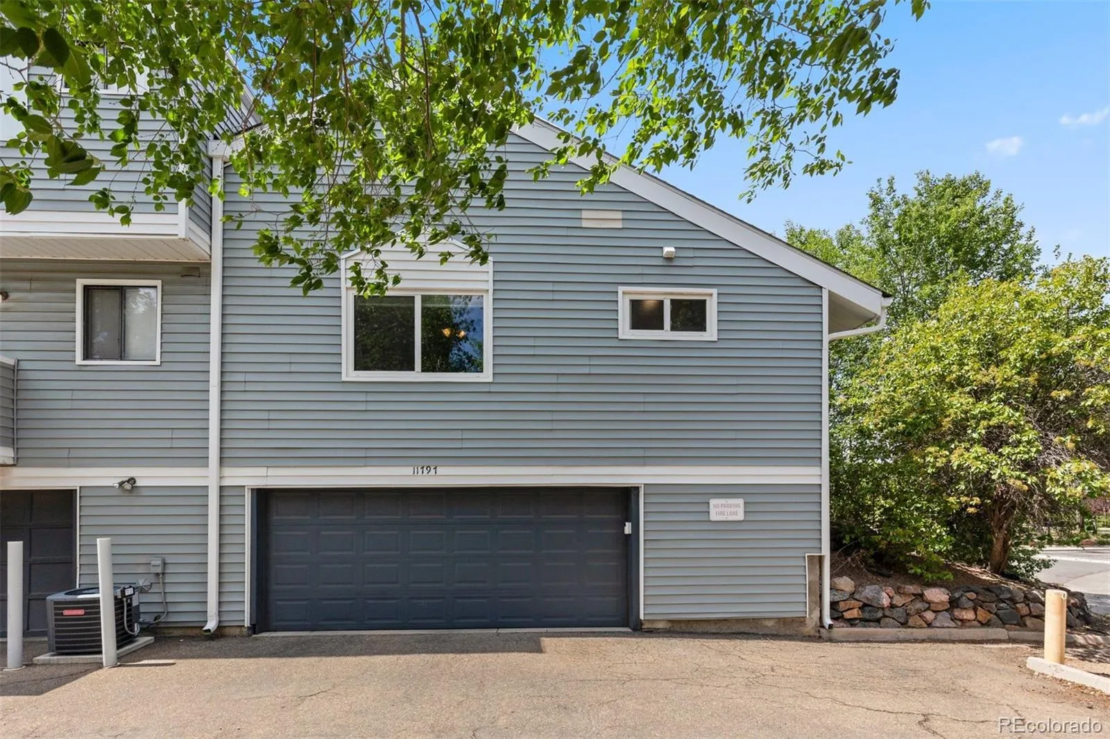 11797 E Cedar Avenue Aurora CO 80012 MLS #REC7766963 04302026233650 1600 7