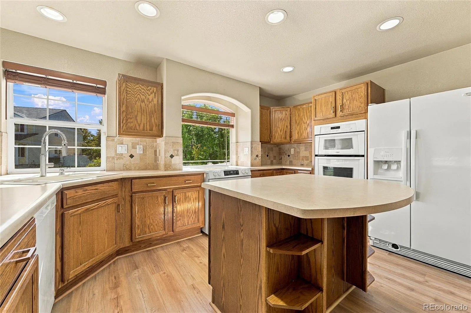 5410 Netherland Street Denver CO 80249 | MLS #REC7768395 10142026205106 1600 12
