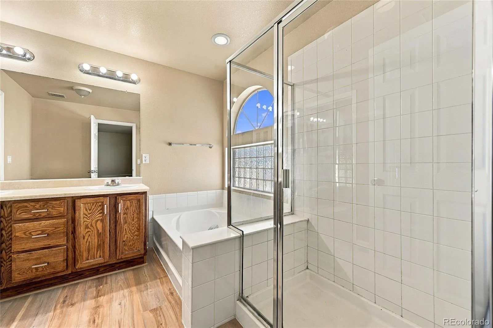 5410 Netherland Street Denver CO 80249 | MLS #REC7768395 10142026205106 1600 24