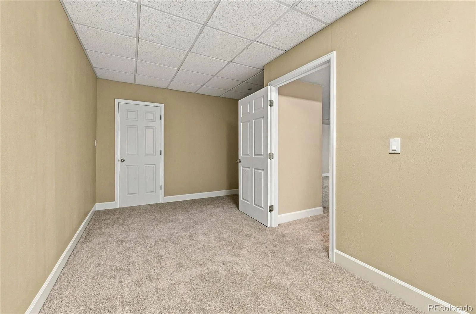 5410 Netherland Street Denver CO 80249 | MLS #REC7768395 10142026205106 1600 35