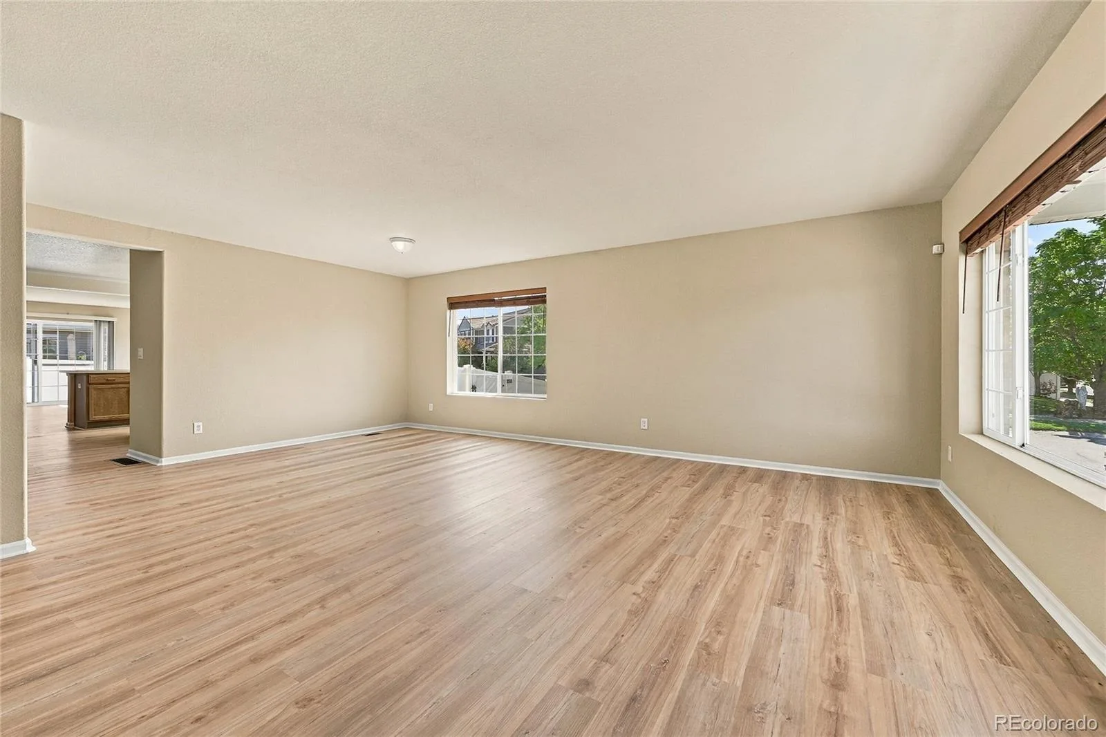 5410 Netherland Street Denver CO 80249 | MLS #REC7768395 10142026205106 1600 8