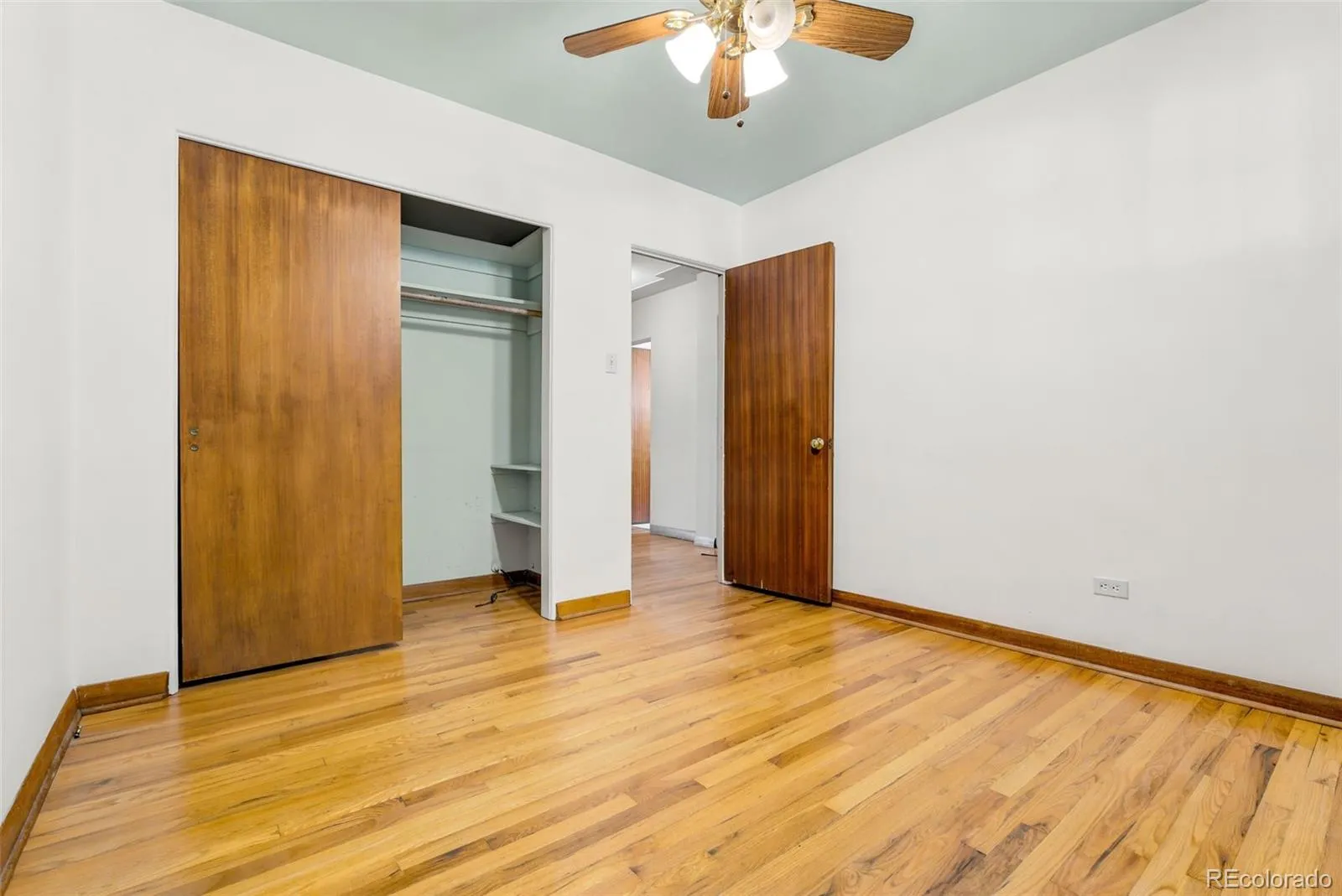 5341 Columbine Lane Denver CO 80221 MLS #REC7768514 05202026195337 1600 34