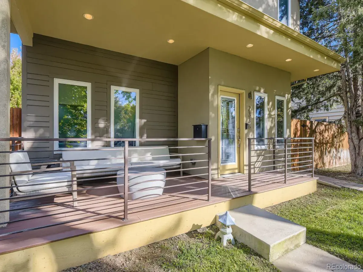 10242025032904 1200 1