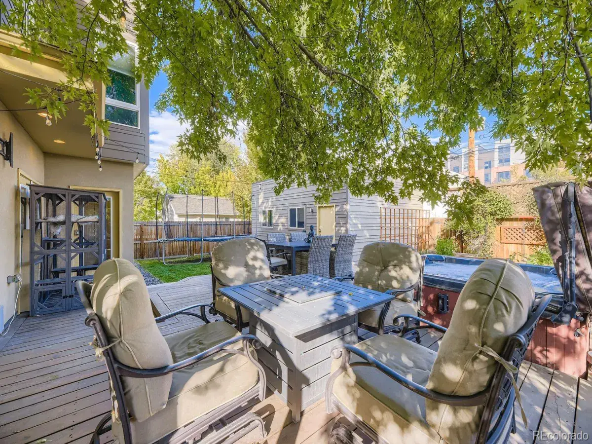 10242025032904 1200 27