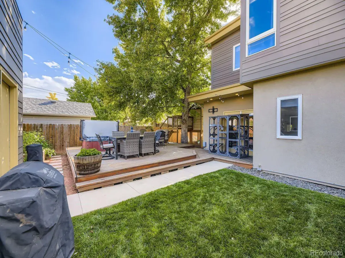 10242025032904 1200 29