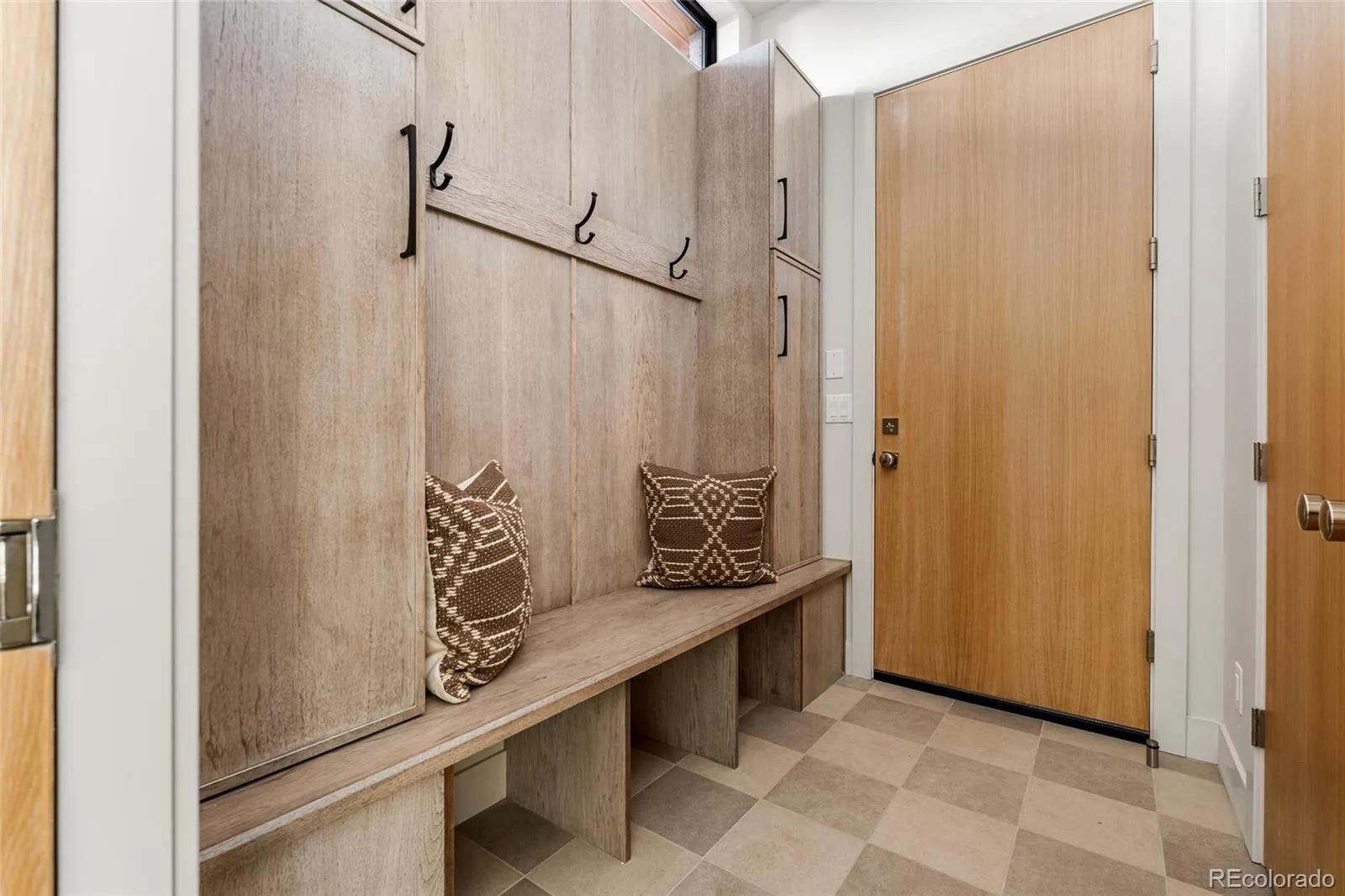 04112026143613 1600 17