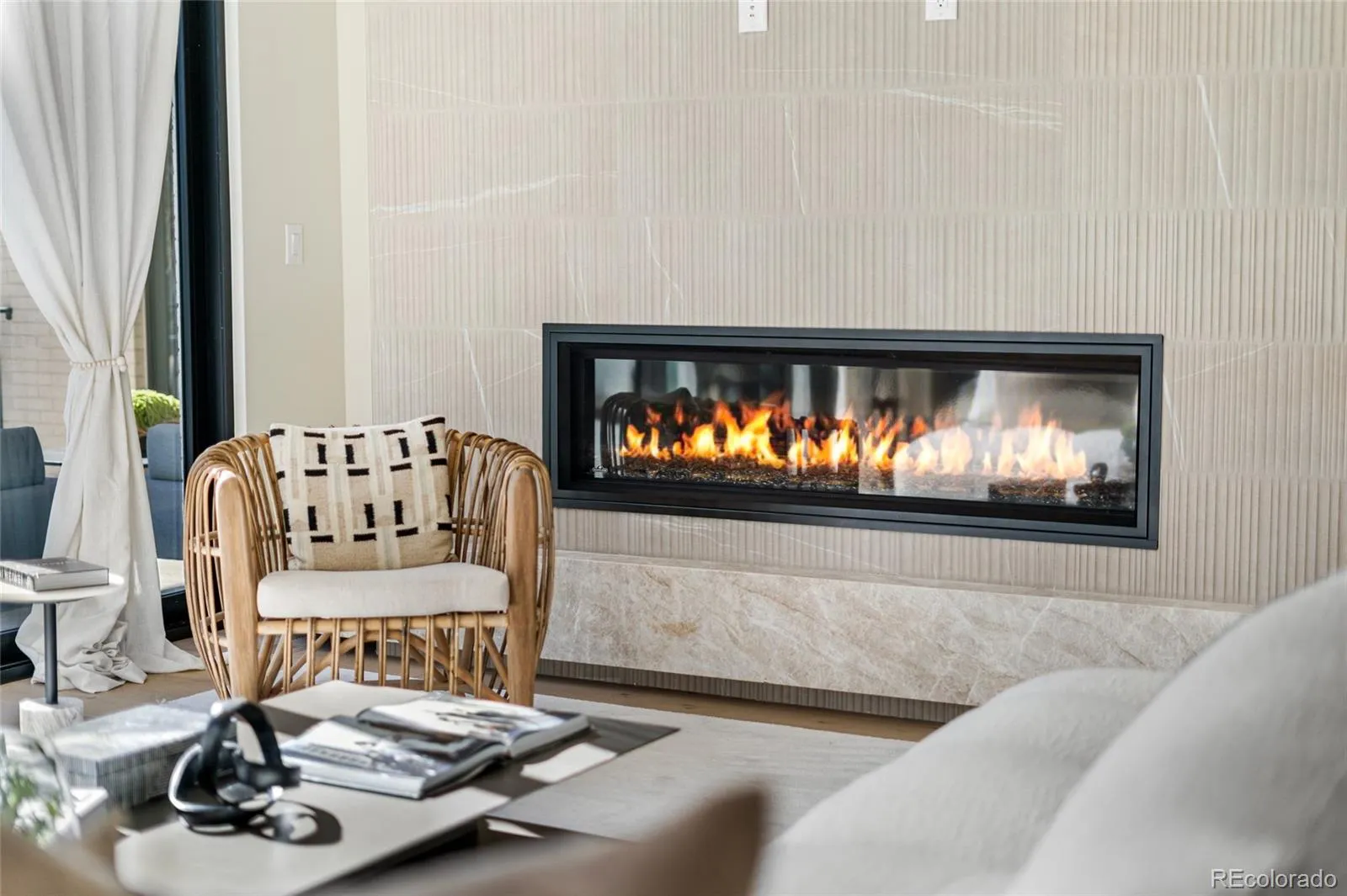 04112026143613 1600 23