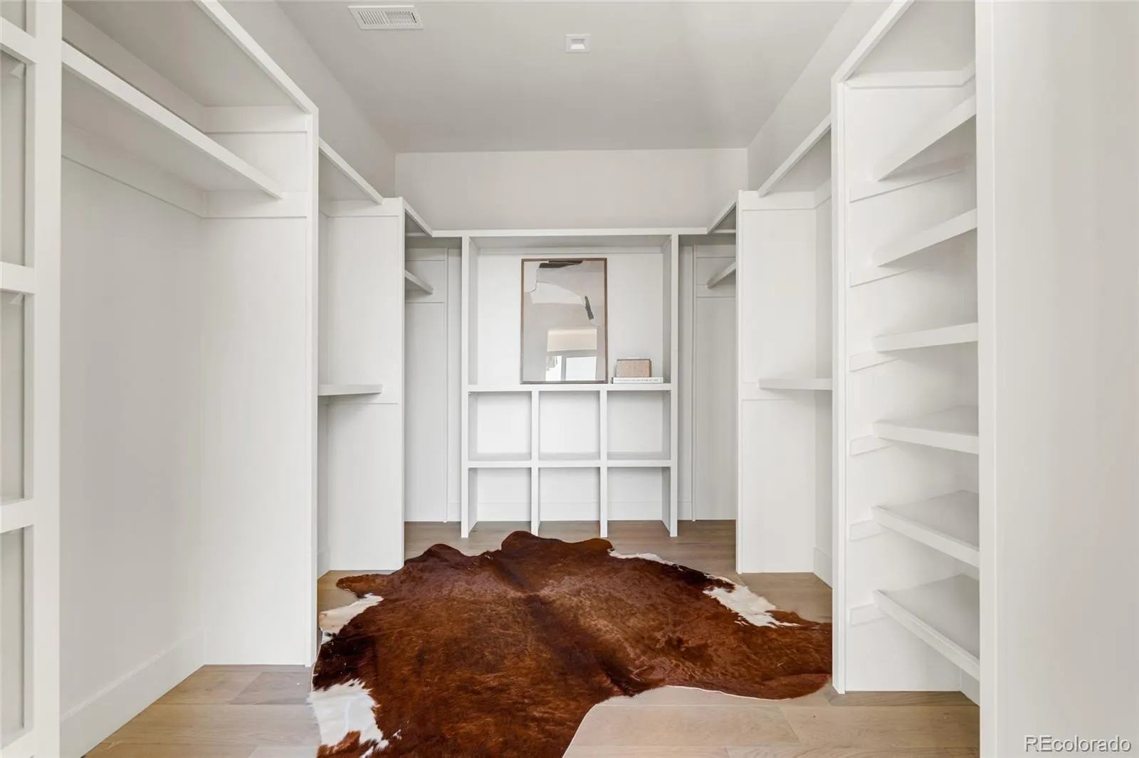 04112026143613 1600 32