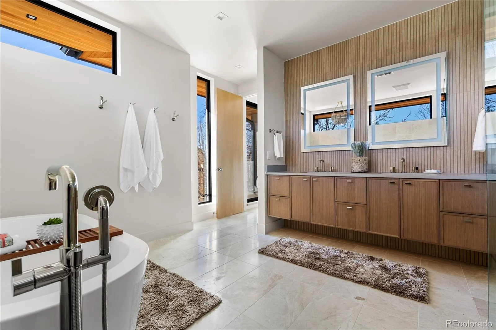 04112026143613 1600 34