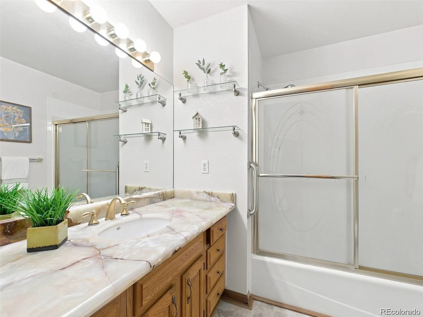 478 S Youngfield Court Lakewood CO 80228 | MLS #REC7771480 09292026233019 1600 19