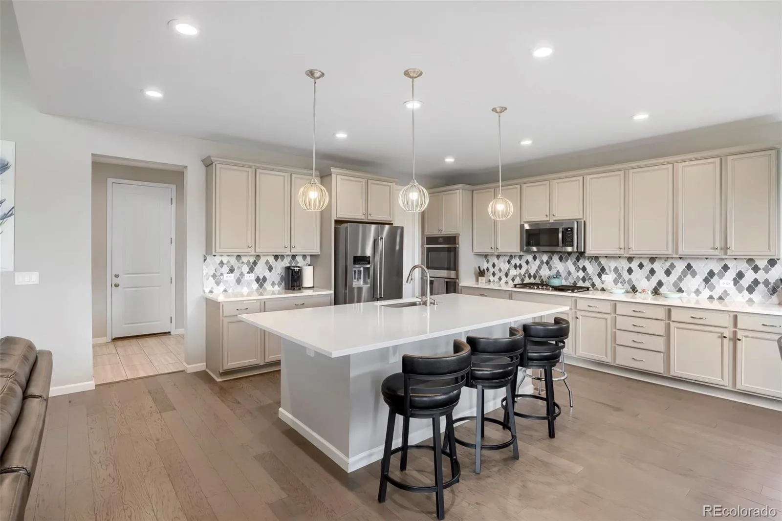 7013 Mentha Drive Castle Rock CO 80108 MLS #REC7771534 08042026185549 1600 11