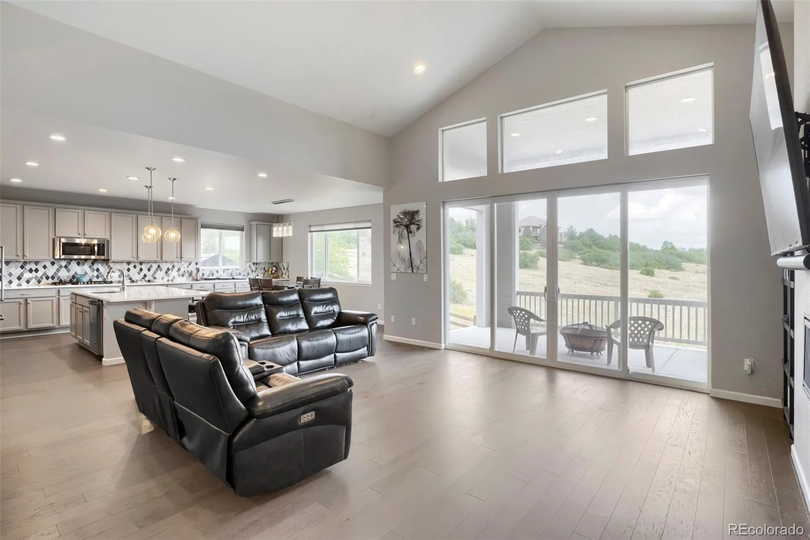 7013 Mentha Drive Castle Rock CO 80108 MLS #REC7771534 08042026185549 1600 8