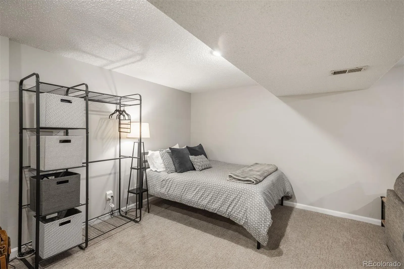 3810 S Atchison Way #F Aurora CO 80014 MLS #REC7772102 04292026055003 1600 35