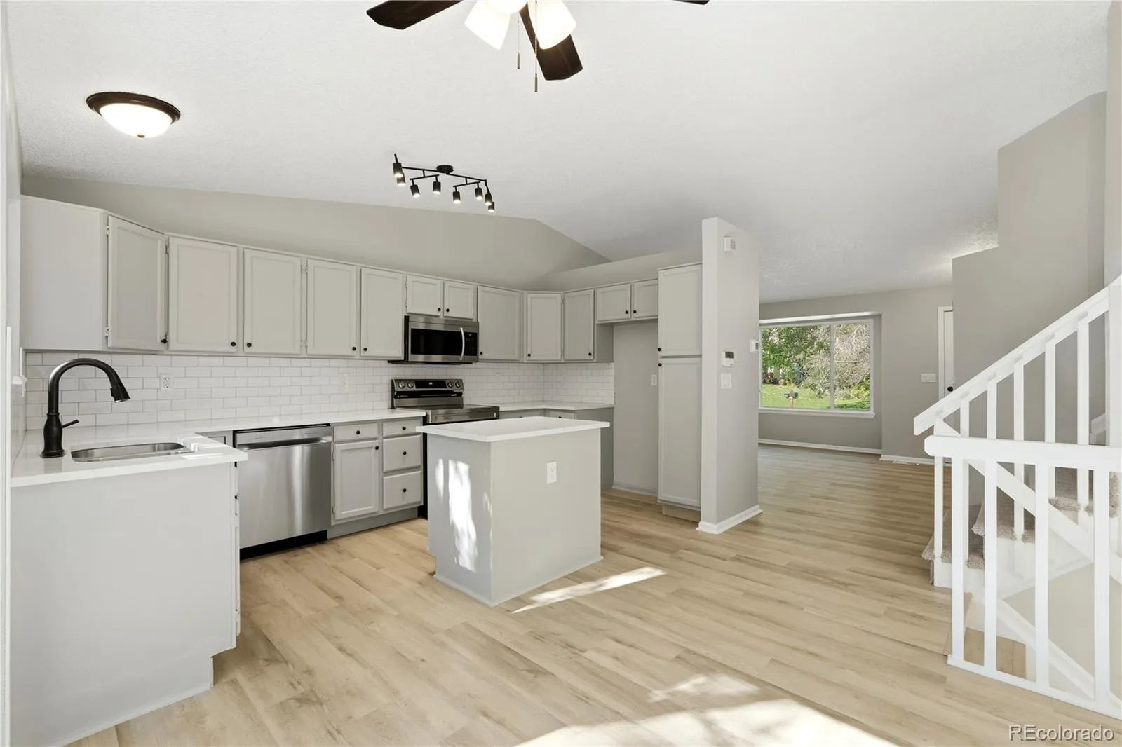 5566 S Ireland Street Aurora CO 80015 | MLS #REC7777018 08282026223010 1600 12