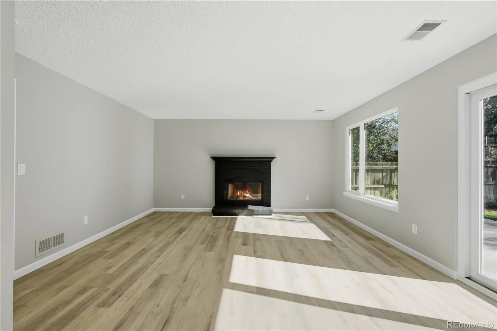 5566 S Ireland Street Aurora CO 80015 | MLS #REC7777018 08282026223010 1600 15
