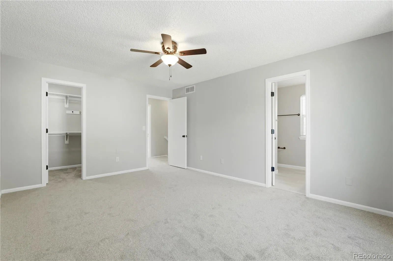 5566 S Ireland Street Aurora CO 80015 | MLS #REC7777018 08282026223010 1600 17