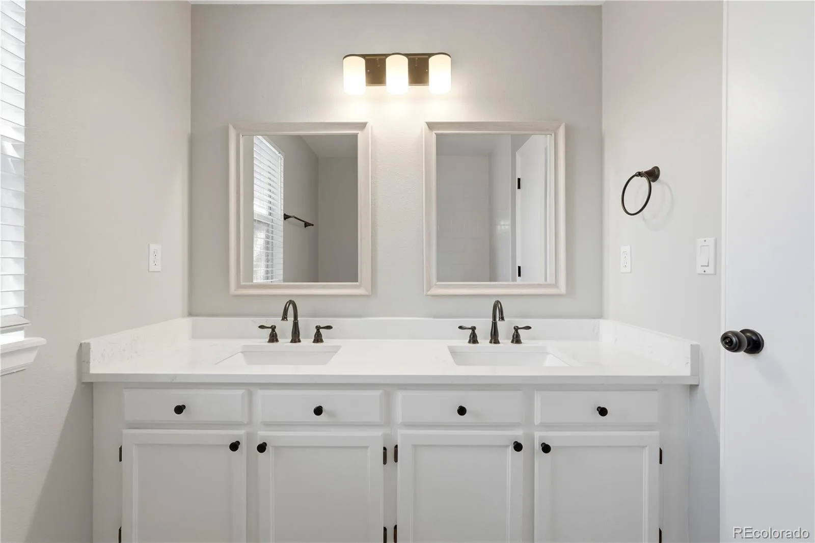 5566 S Ireland Street Aurora CO 80015 | MLS #REC7777018 08282026223010 1600 18