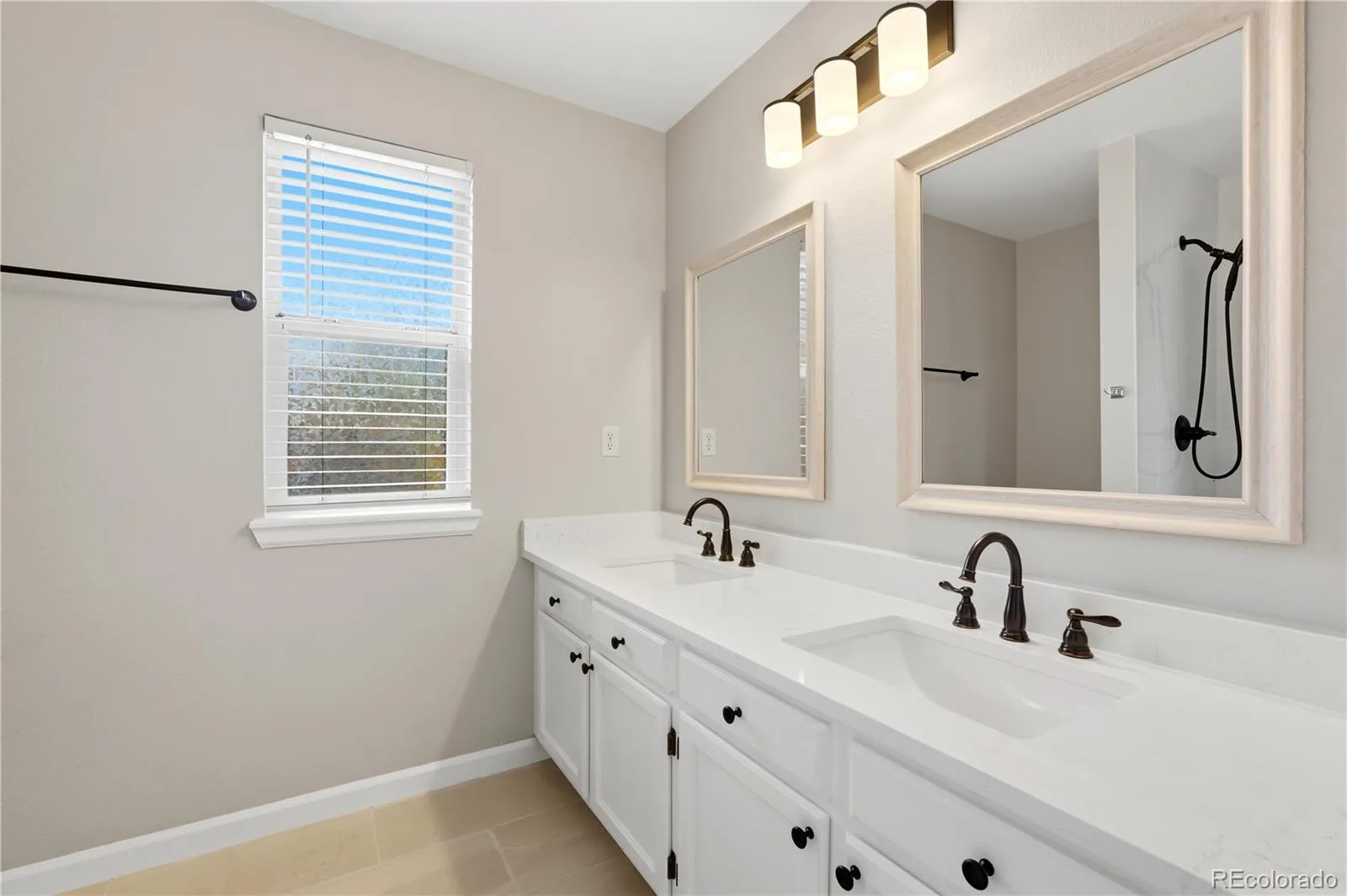 5566 S Ireland Street Aurora CO 80015 | MLS #REC7777018 08282026223010 1600 19