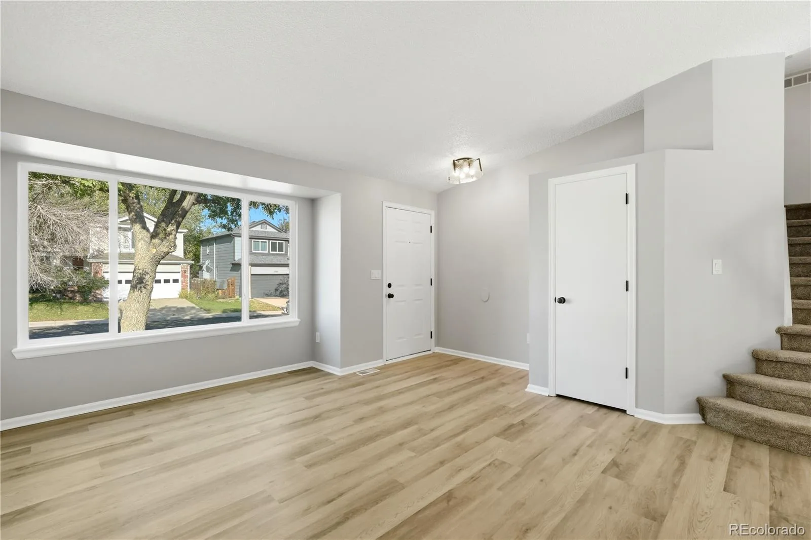5566 S Ireland Street Aurora CO 80015 | MLS #REC7777018 08282026223010 1600 2