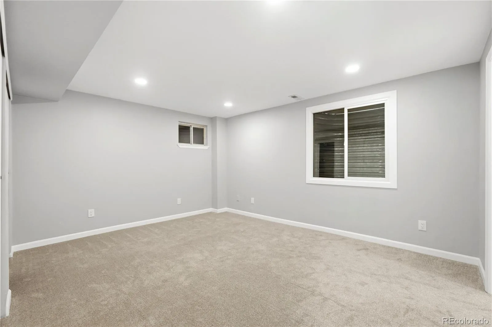 5566 S Ireland Street Aurora CO 80015 | MLS #REC7777018 08282026223010 1600 26