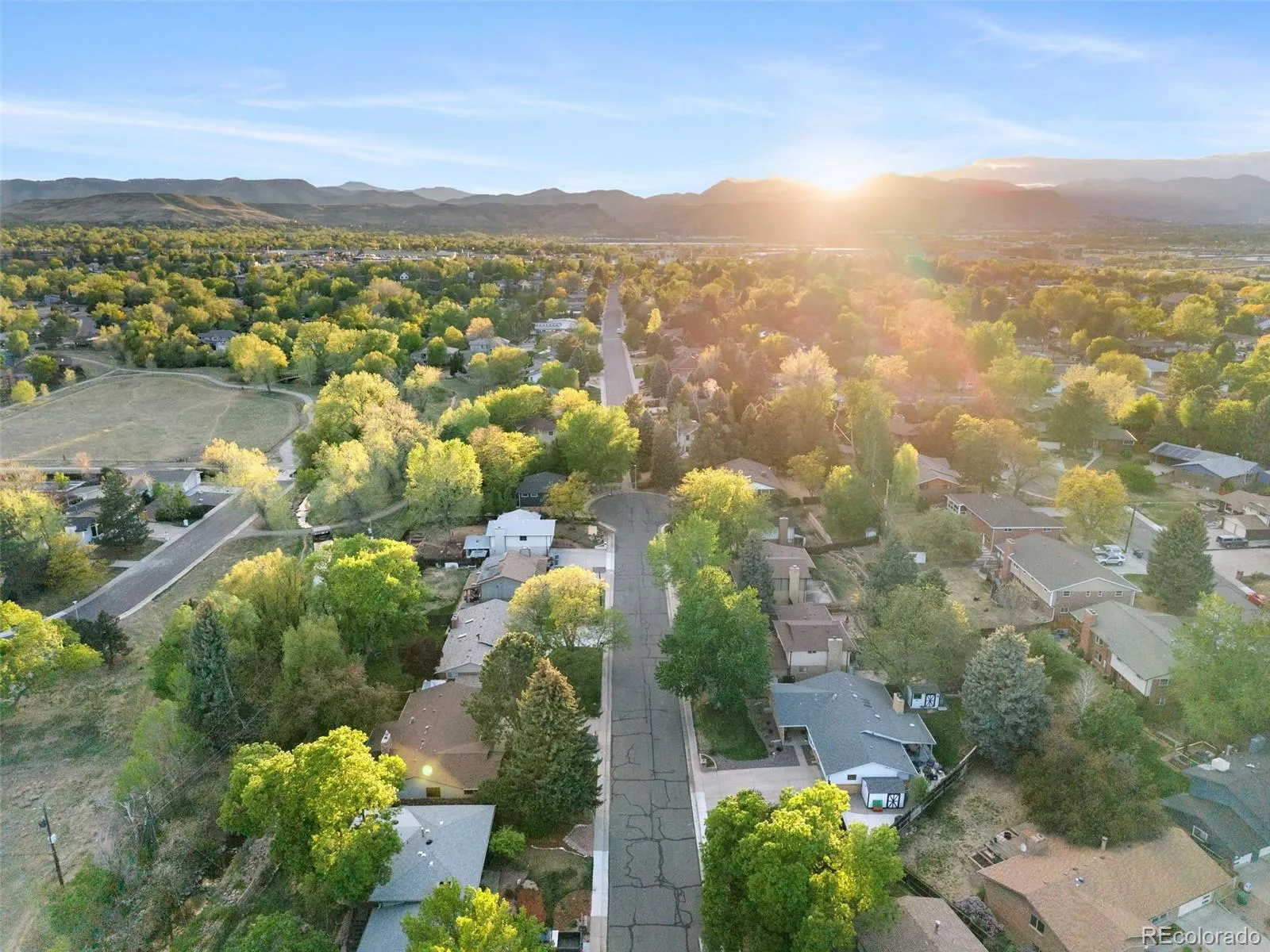 11635 W 35th Avenue Wheat Ridge CO 80033 MLS #REC7783403 04292026195656 1600 42