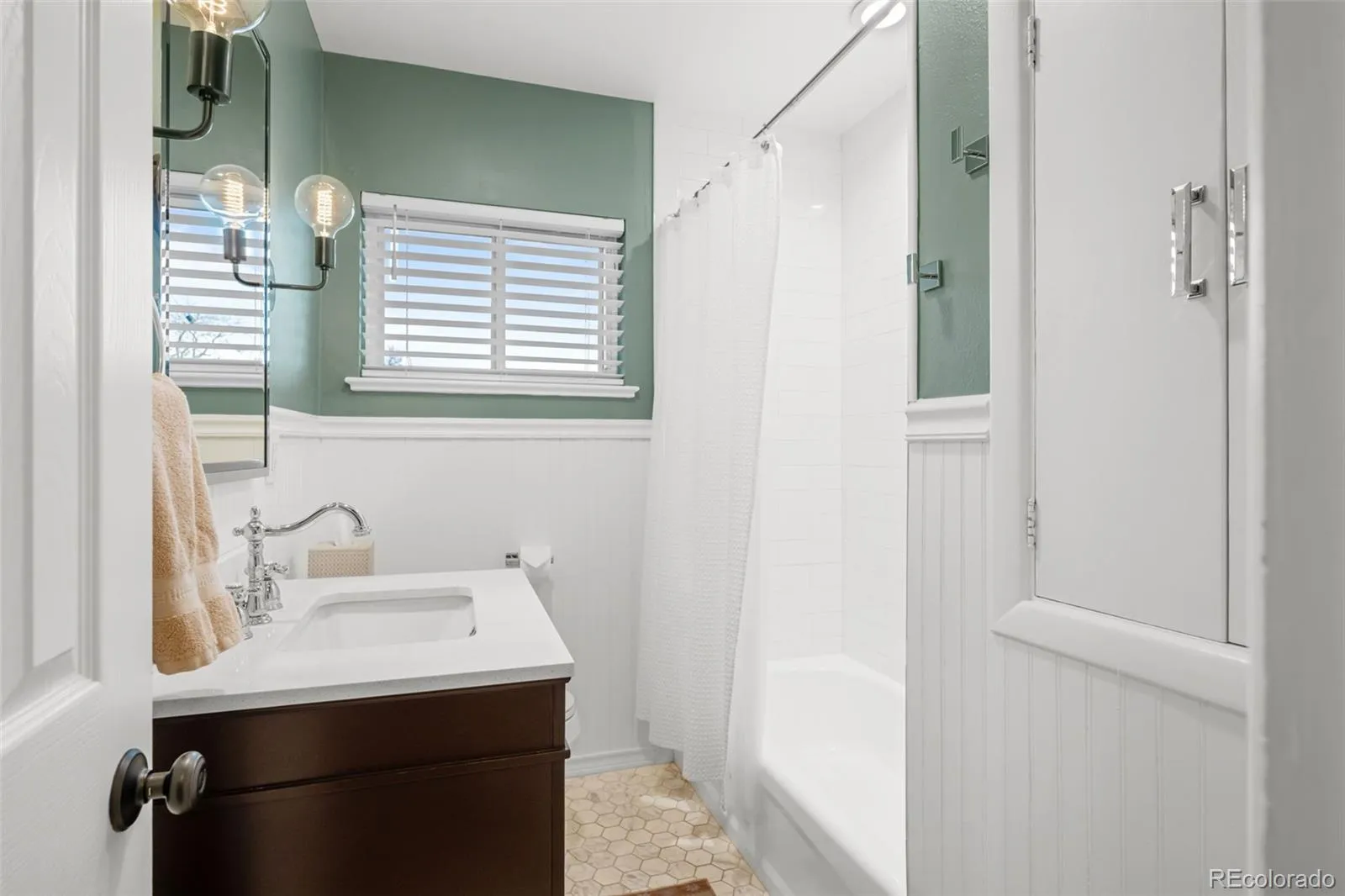 04202026140715 1600 24