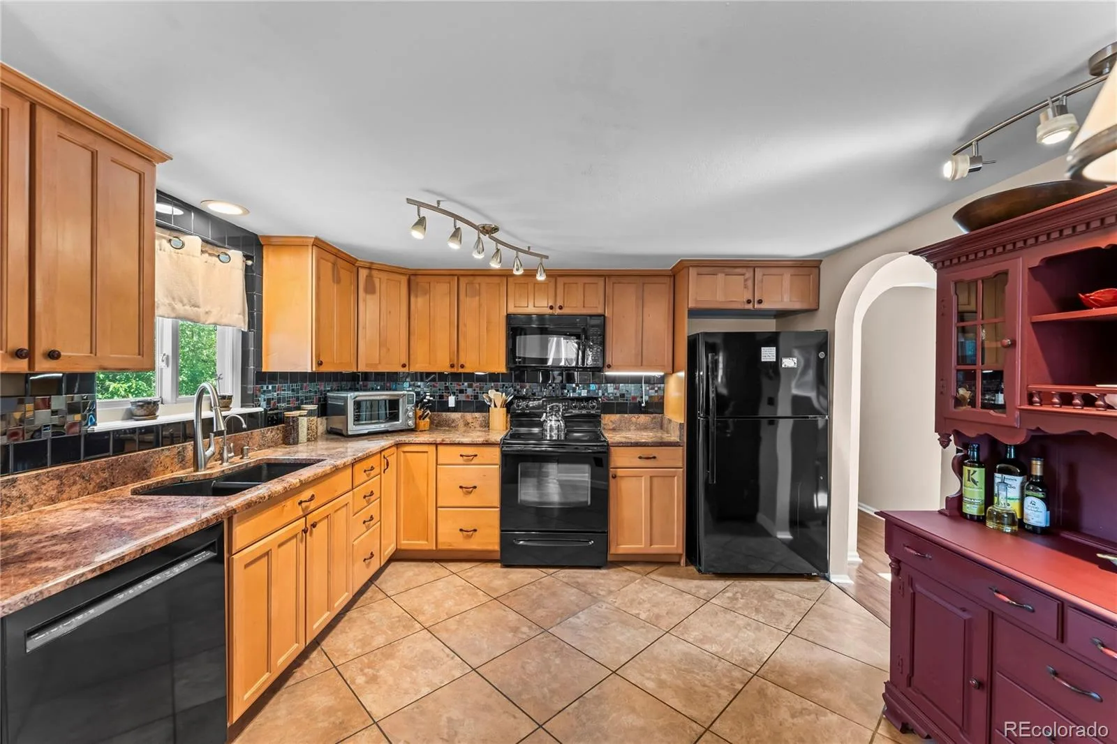 7273 S Yarrow Way Littleton CO 80128 | MLS #REC7785553 08202026180915 1600 13