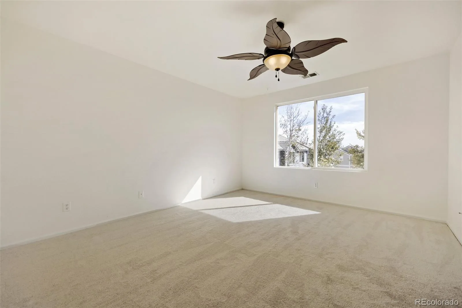19784 E Baker Place Aurora CO 80013 | MLS #REC7788643 10132026192353 1600 14