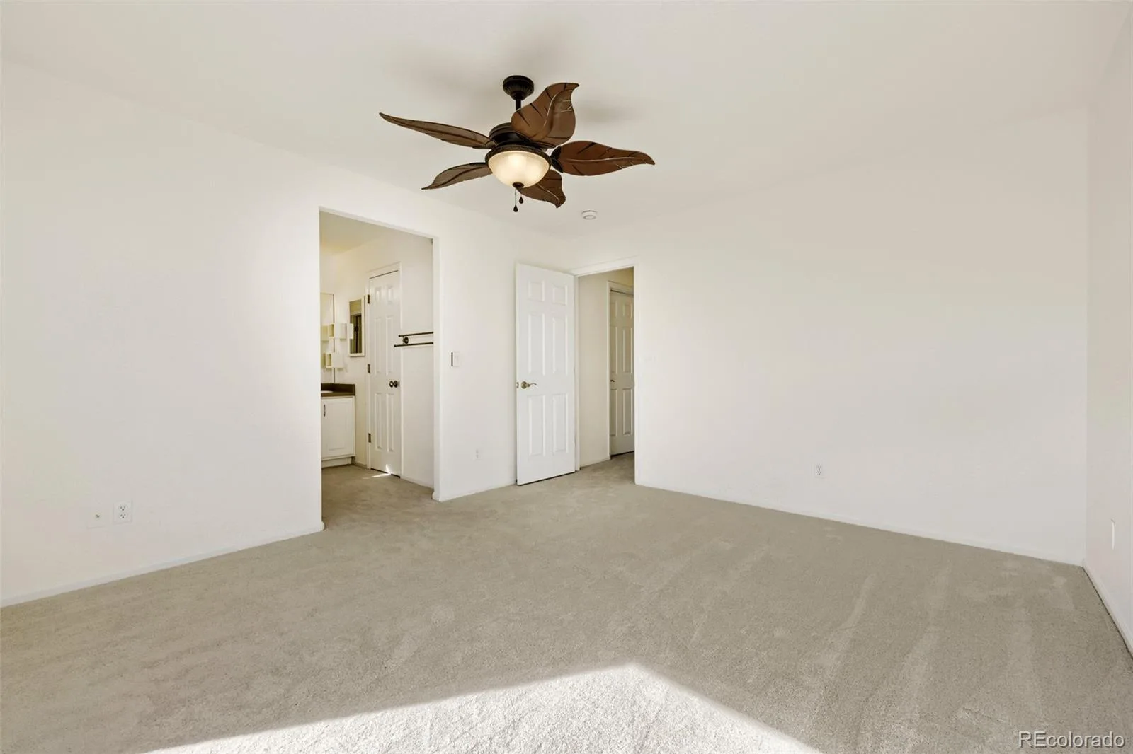 19784 E Baker Place Aurora CO 80013 | MLS #REC7788643 10132026192353 1600 16