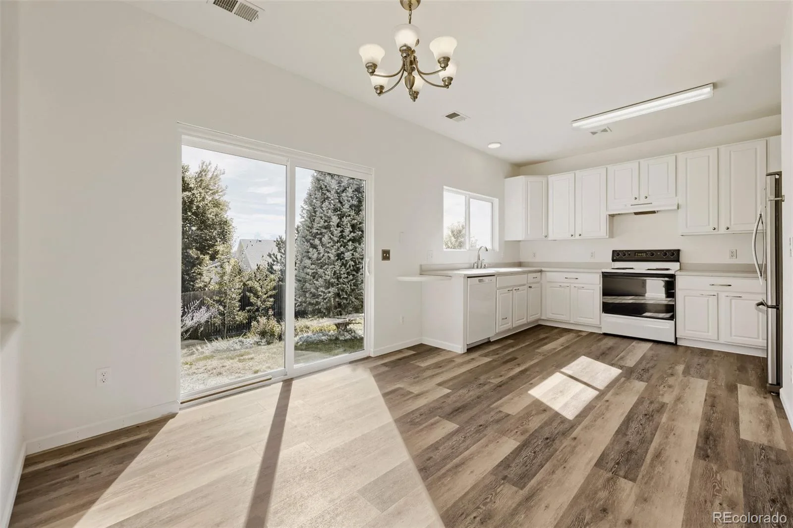 19784 E Baker Place Aurora CO 80013 | MLS #REC7788643 10132026192353 1600 7