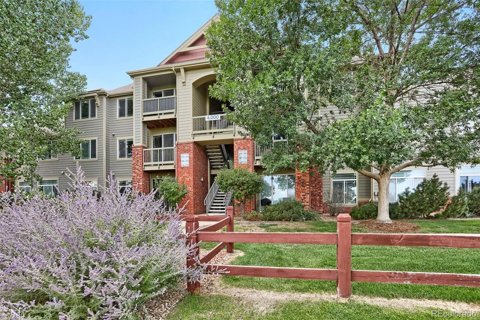 804 Summer Hawk Drive #4203 Longmont CO 80504 | MLS #REC7789206 08312026205553 1600 22