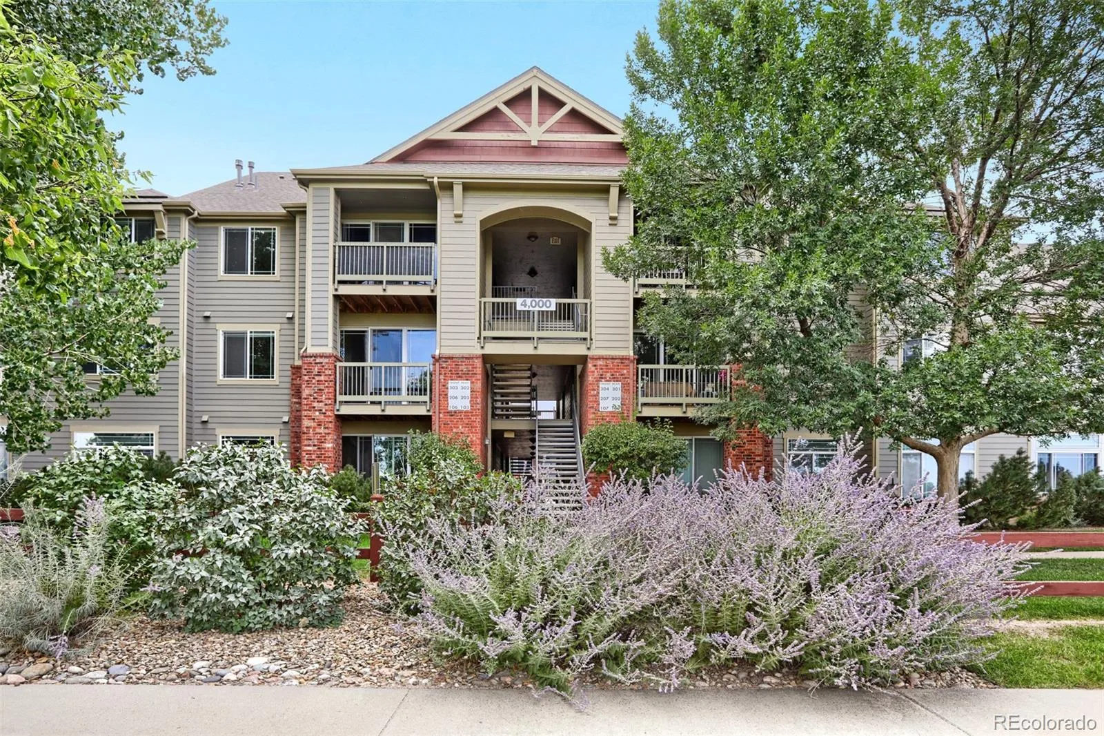 804 Summer Hawk Drive #4203 Longmont CO 80504 | MLS #REC7789206 08312026205553 1600 23