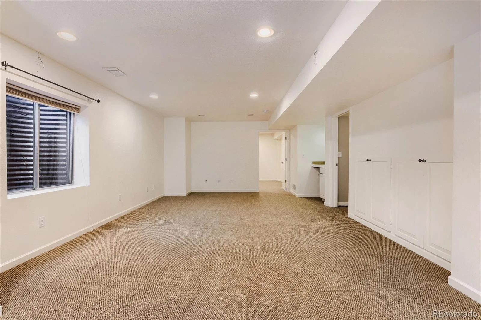 8658 Aberdeen Circle Highlands Ranch CO 80130 MLS #REC7792805 06082026212057 1600 28