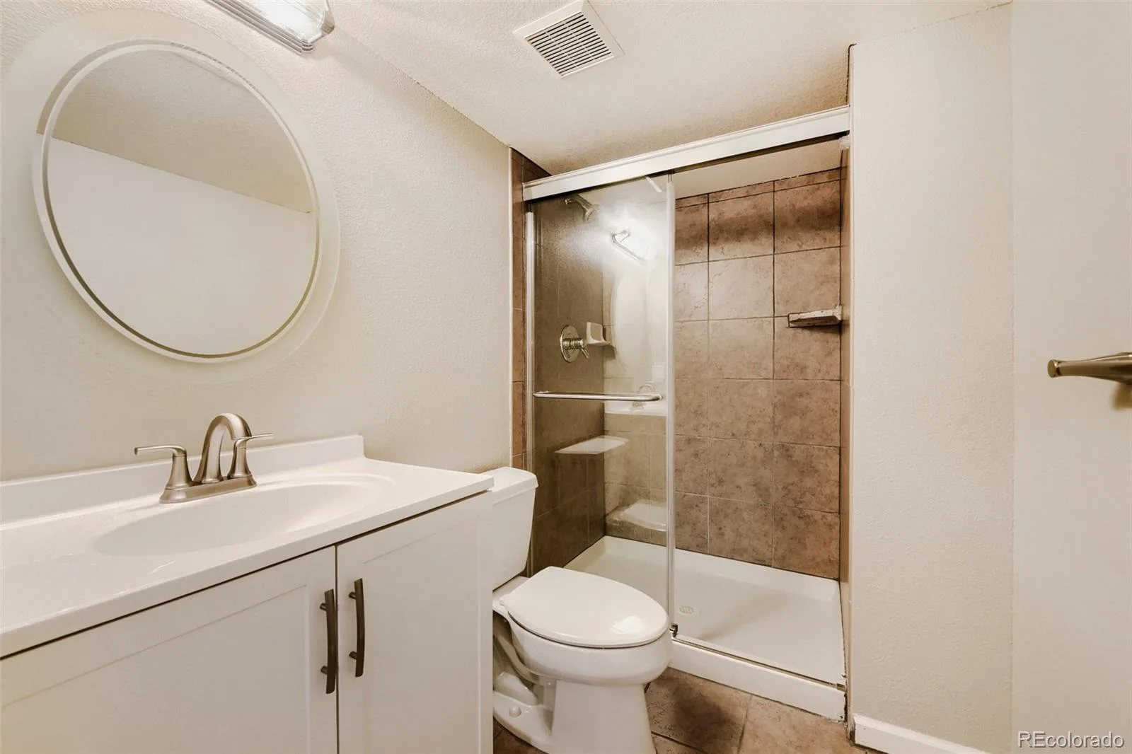8658 Aberdeen Circle Highlands Ranch CO 80130 MLS #REC7792805 06082026212057 1600 31