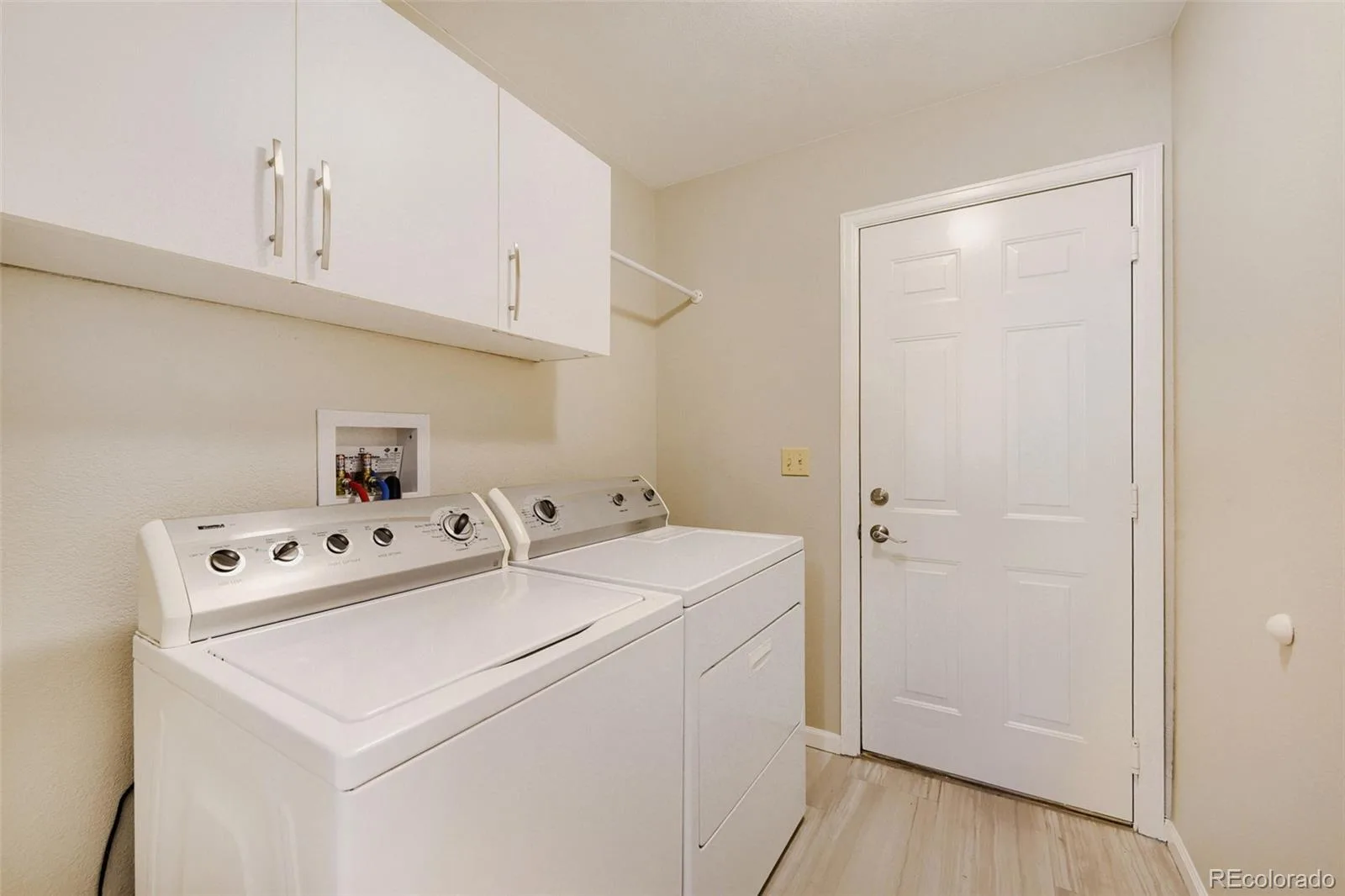 8658 Aberdeen Circle Highlands Ranch CO 80130 MLS #REC7792805 06082026212057 1600 32