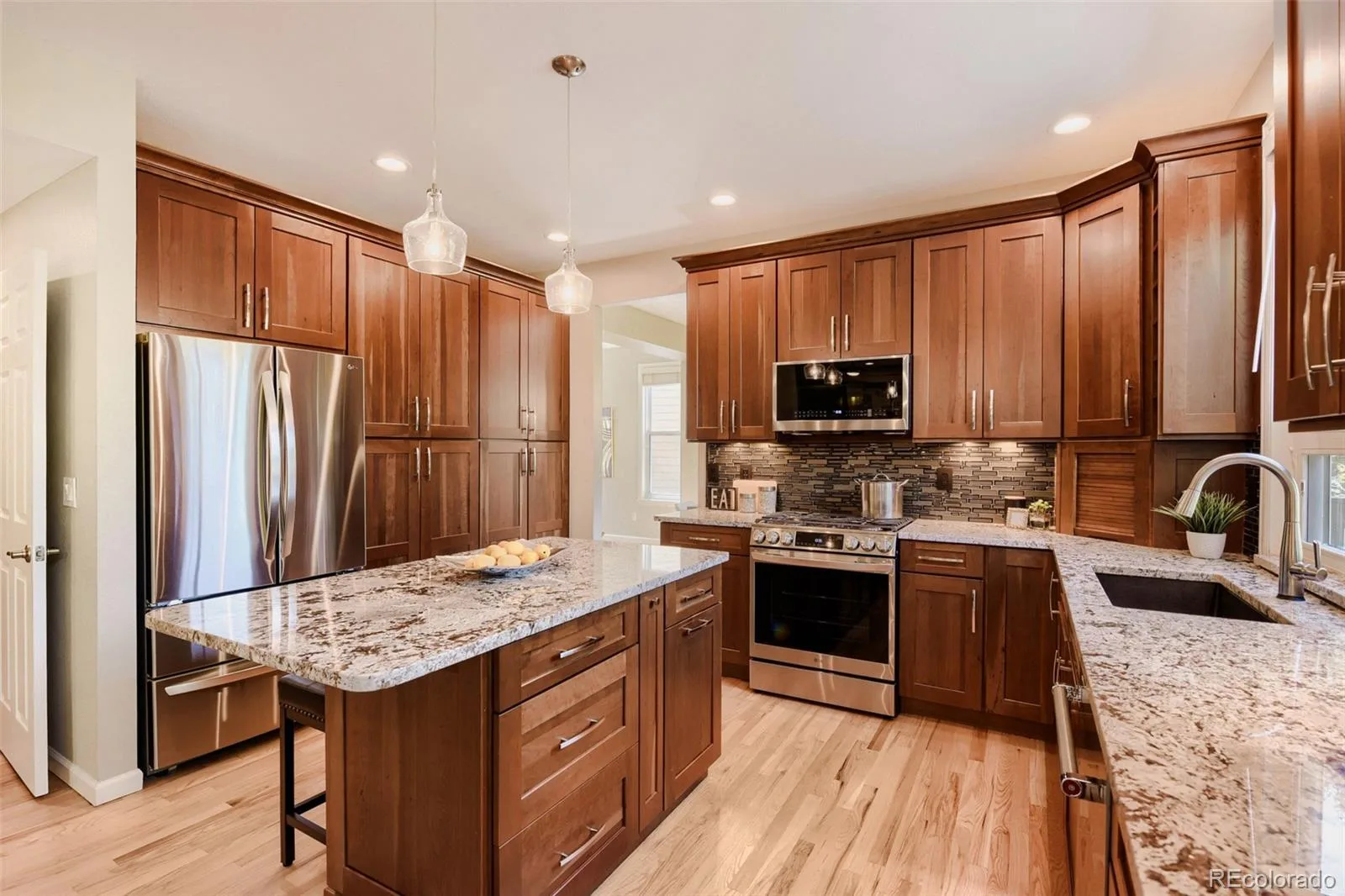 8658 Aberdeen Circle Highlands Ranch CO 80130 MLS #REC7792805 06082026212057 1600 6