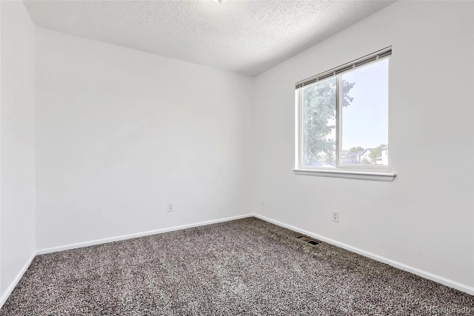 21004 E 41st Place Denver CO 80249 | MLS #REC7795055 07202026130350 1600 20