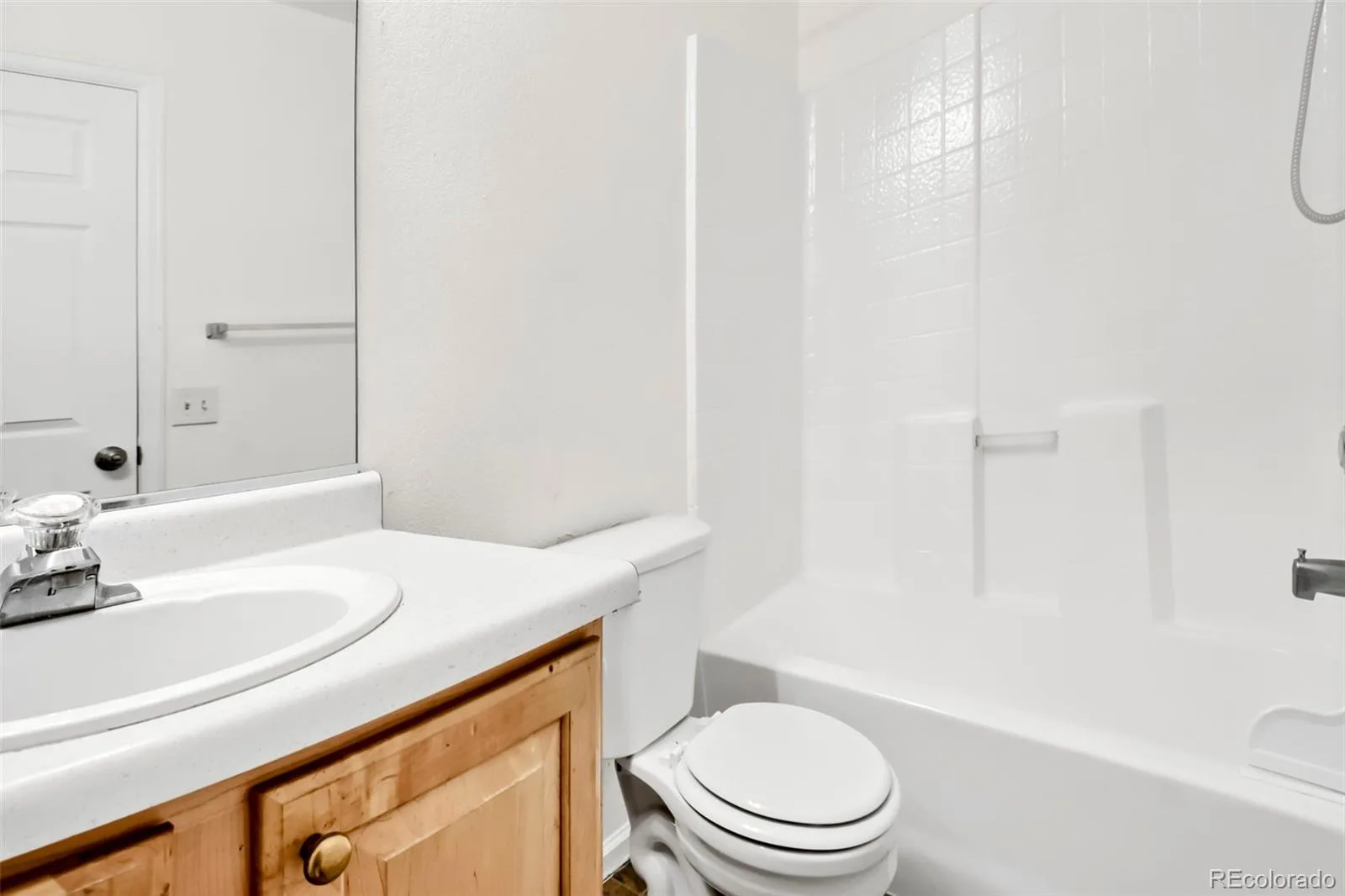 21004 E 41st Place Denver CO 80249 | MLS #REC7795055 07202026130350 1600 22