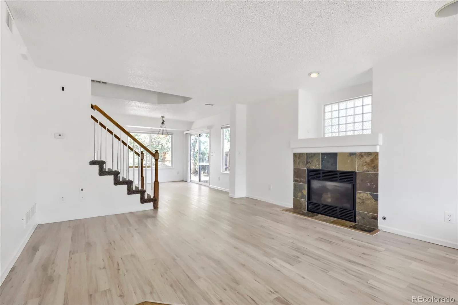 21004 E 41st Place Denver CO 80249 | MLS #REC7795055 07202026130350 1600 4