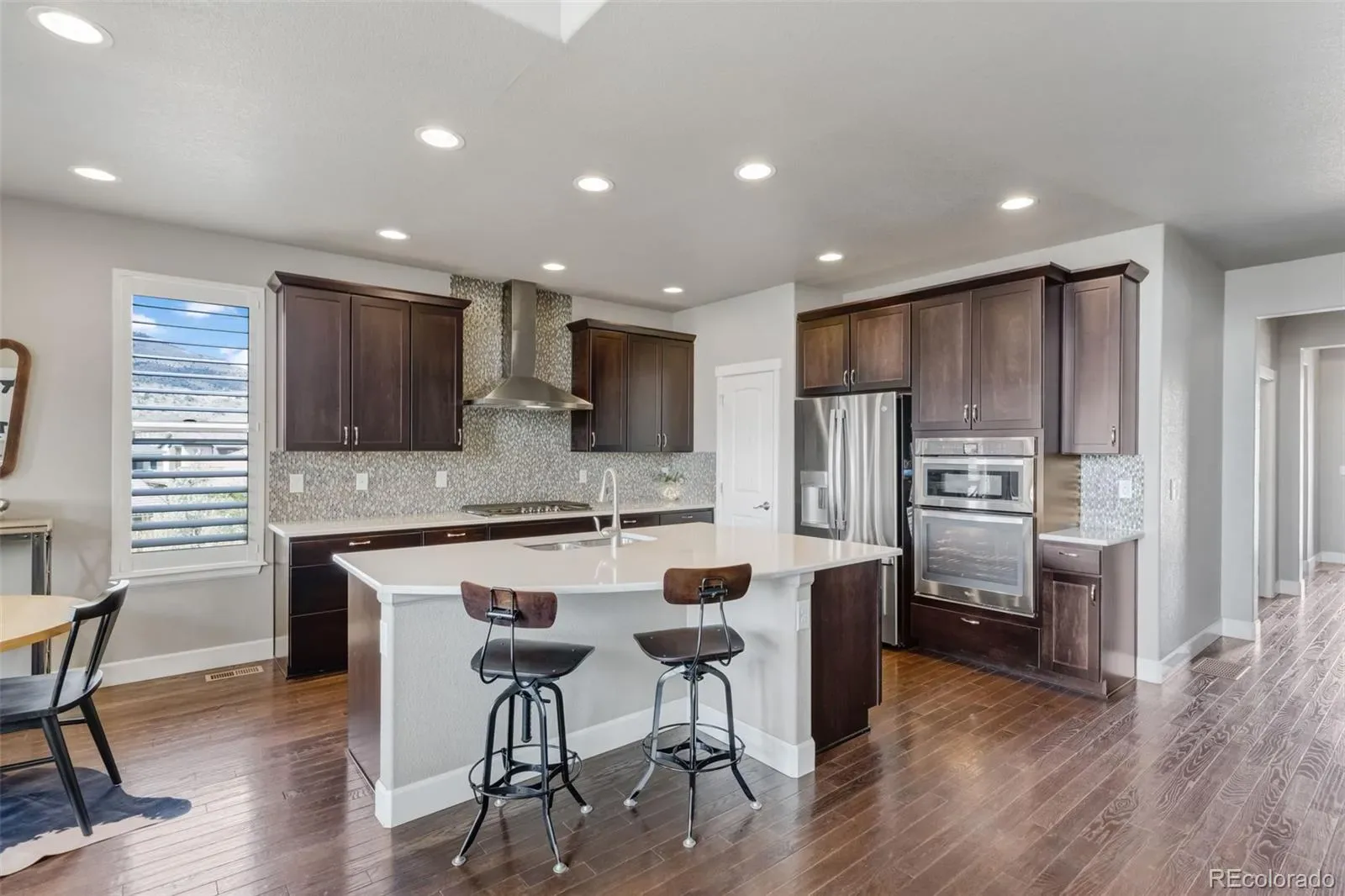 04012026010729 1600 11