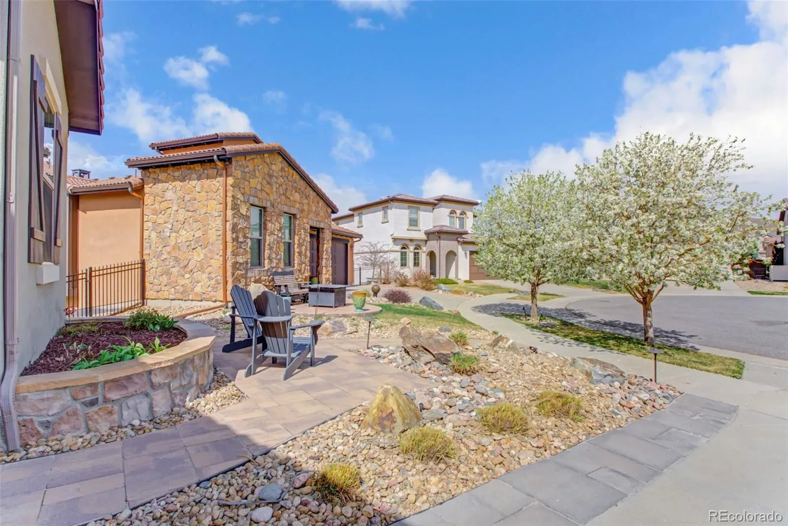 04012026010729 1600 3