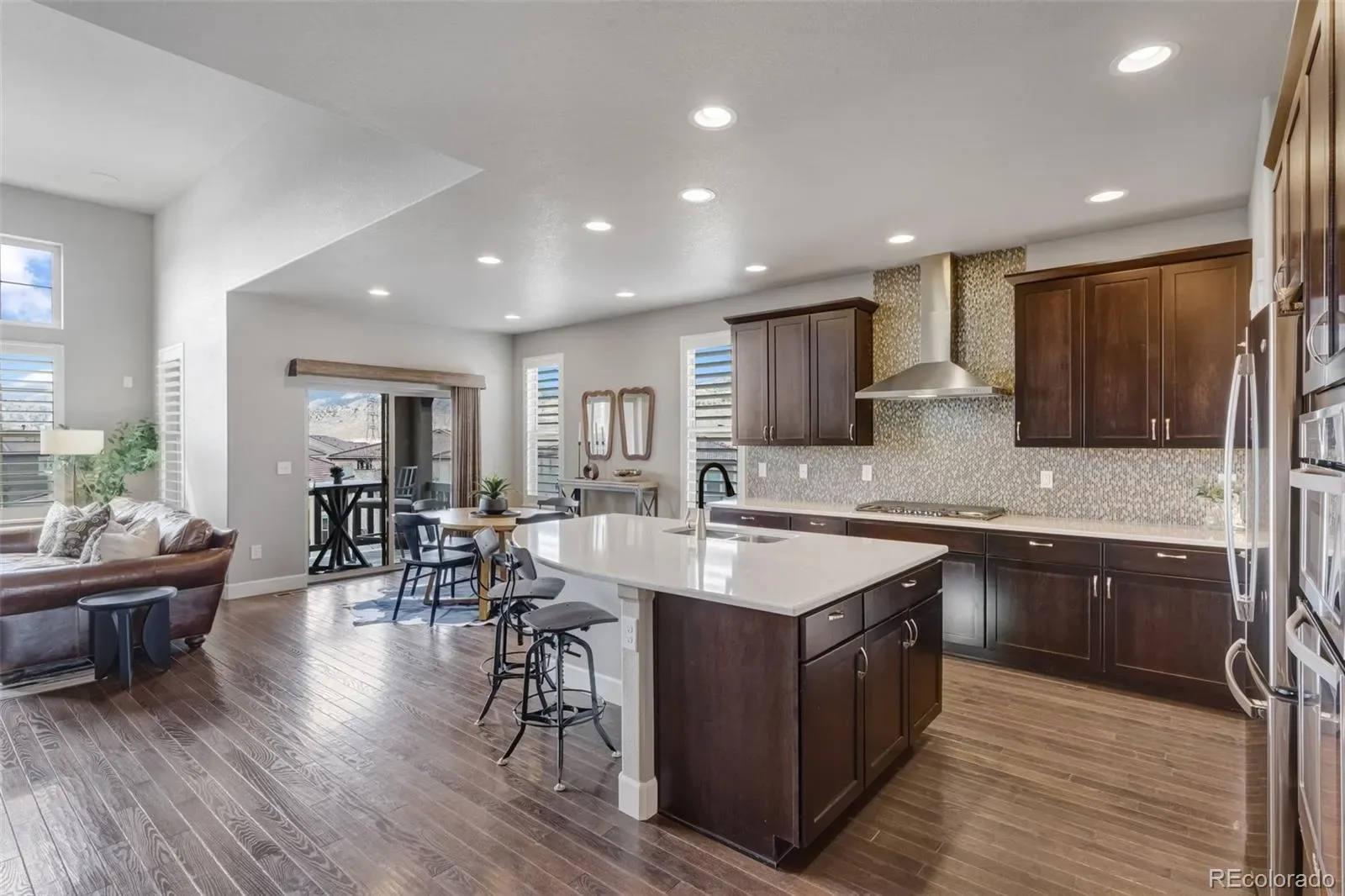 04012026010729 1600 9