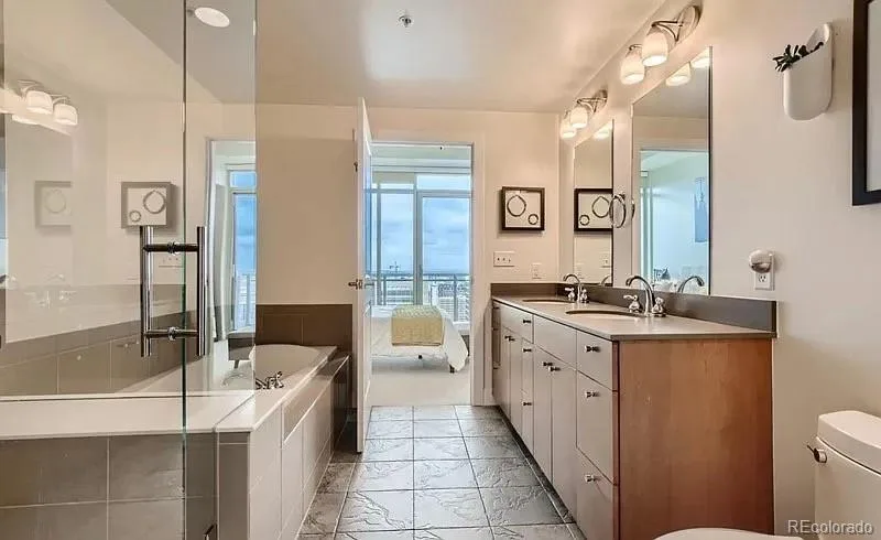2001 Lincoln Street #2313 Denver CO 80202 | MLS #REC7796878 10142026185928 800 11