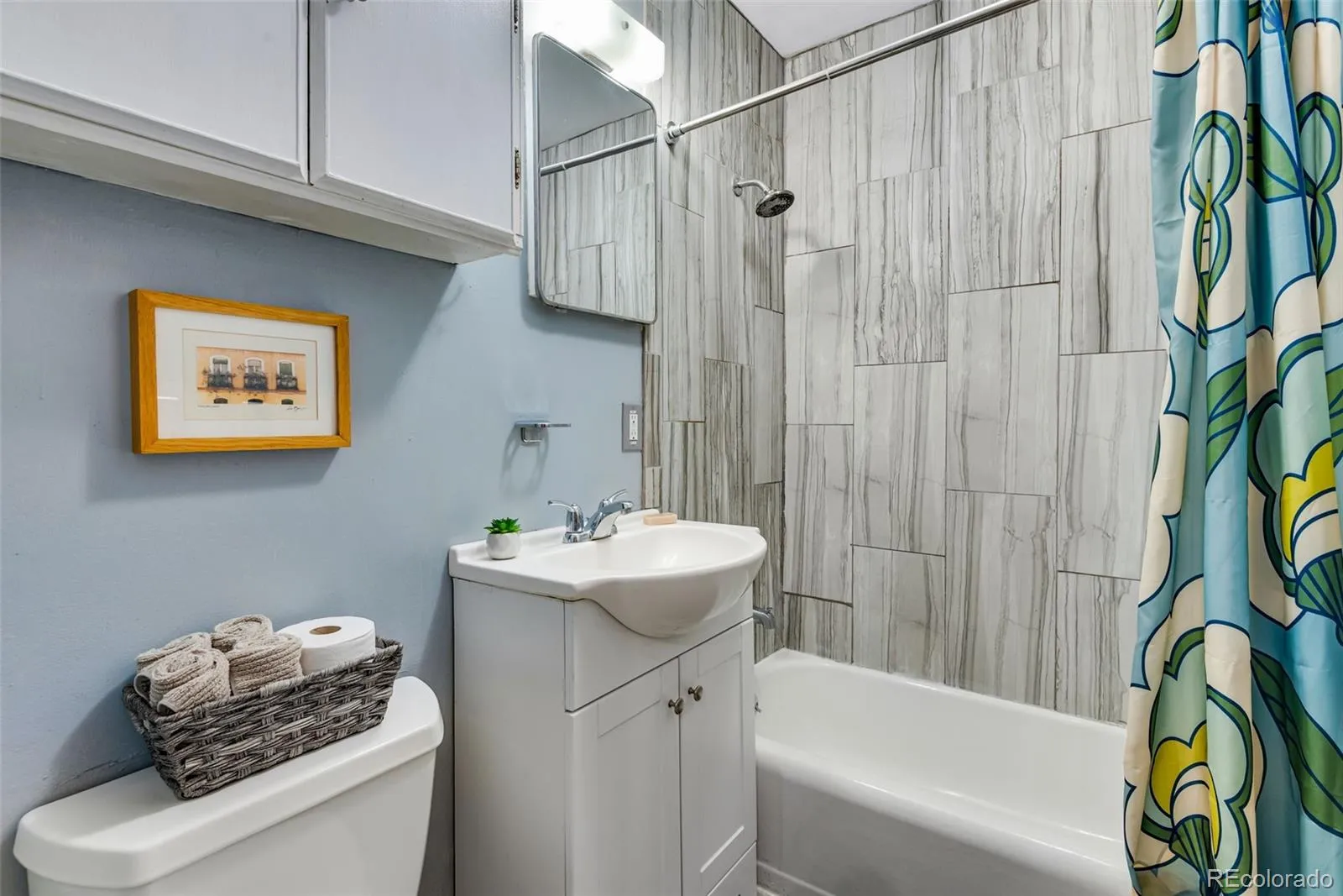 1295 S Wolff Street Denver CO 80219 MLS #REC7797680 04232026033613 1600 22