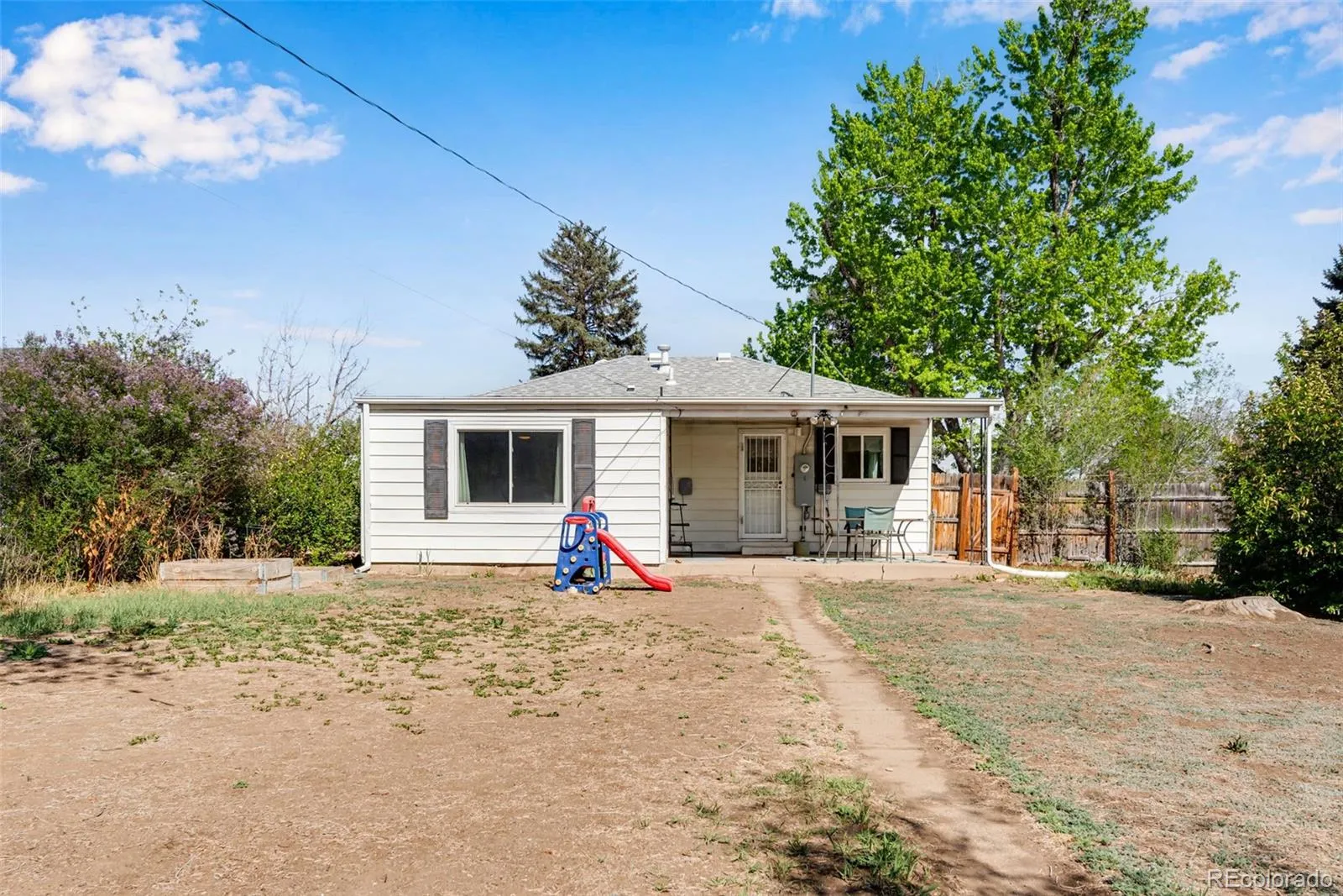 1295 S Wolff Street Denver CO 80219 MLS #REC7797680 04232026033613 1600 27