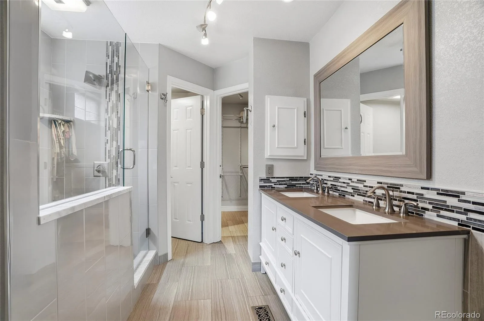 9054 W 103rd Avenue Broomfield CO 80021 MLS #REC7798523 07082026190126 1600 19