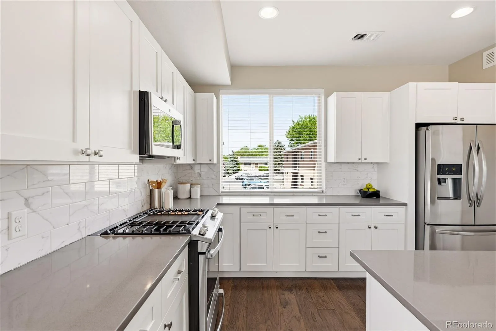 1903 Eaton Street Lakewood CO 80214 MLS #REC7799585 06162026233120 1600 19